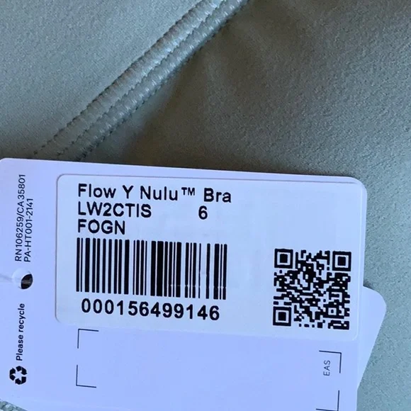 Lululemon fog green Sports flow y  Bra size 6 - Picture 3 of 3